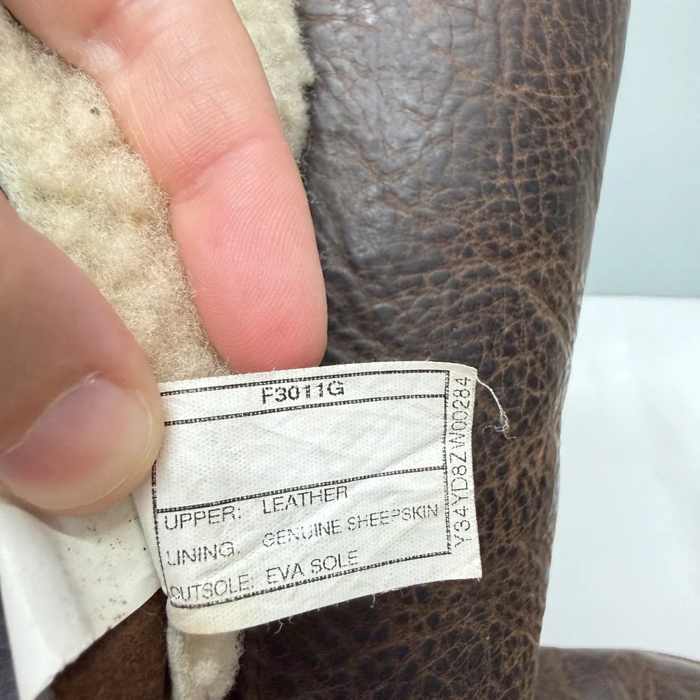 UGG Australia Kensington Girls Youth 3 Sheepskin Lined Brown Leather Boots 1969